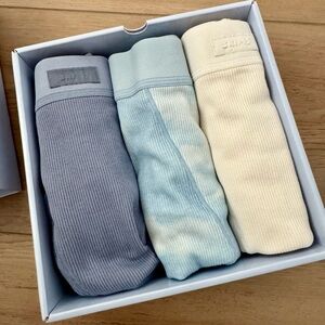 Skims Women’s Cotton Ribbed Boxer Underwear 3 Pack New in Box Medium